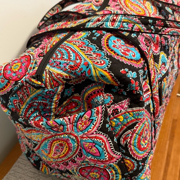 Vera Bradley PARISIAN PAISLEY Large Duffle Bag - Picture 3 of 7